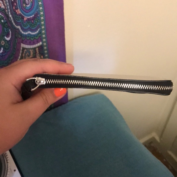 NWOT Coach Wristlet - Picture 7 of 7